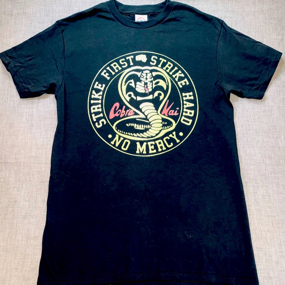 Cobra Kai Strike First Hard Fast Black Tee Size Small